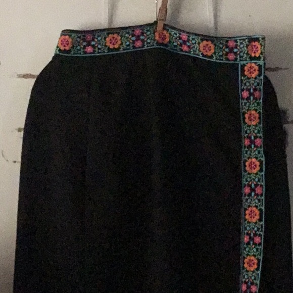 Vintage Beverly VOGUE skirt - Picture 2 of 5